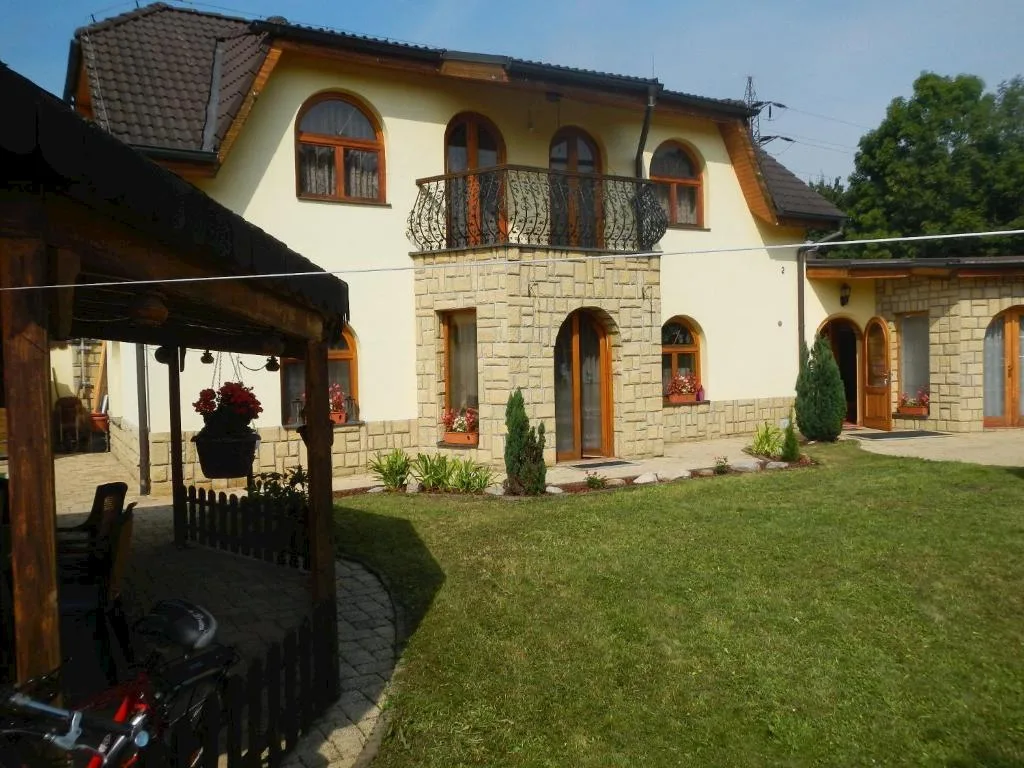 Apartmány Šárka Praha — APARTMENT in Ruzyně