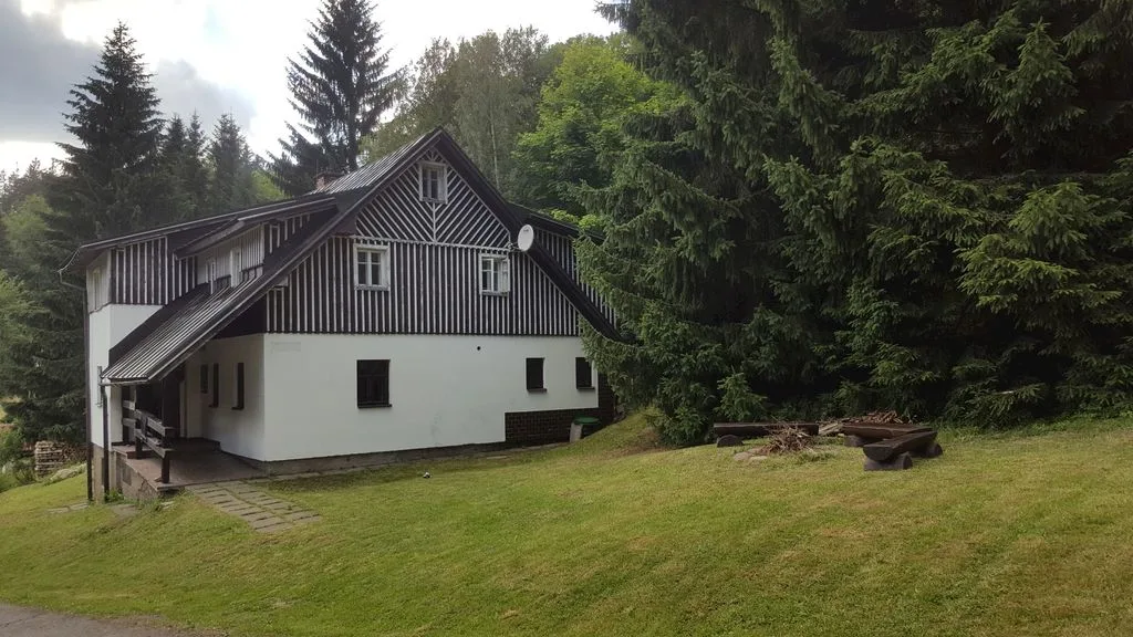 Horská Chata Studánka na sjezdovce — CHALUPA v obci Rokytnice nad Jizerou
