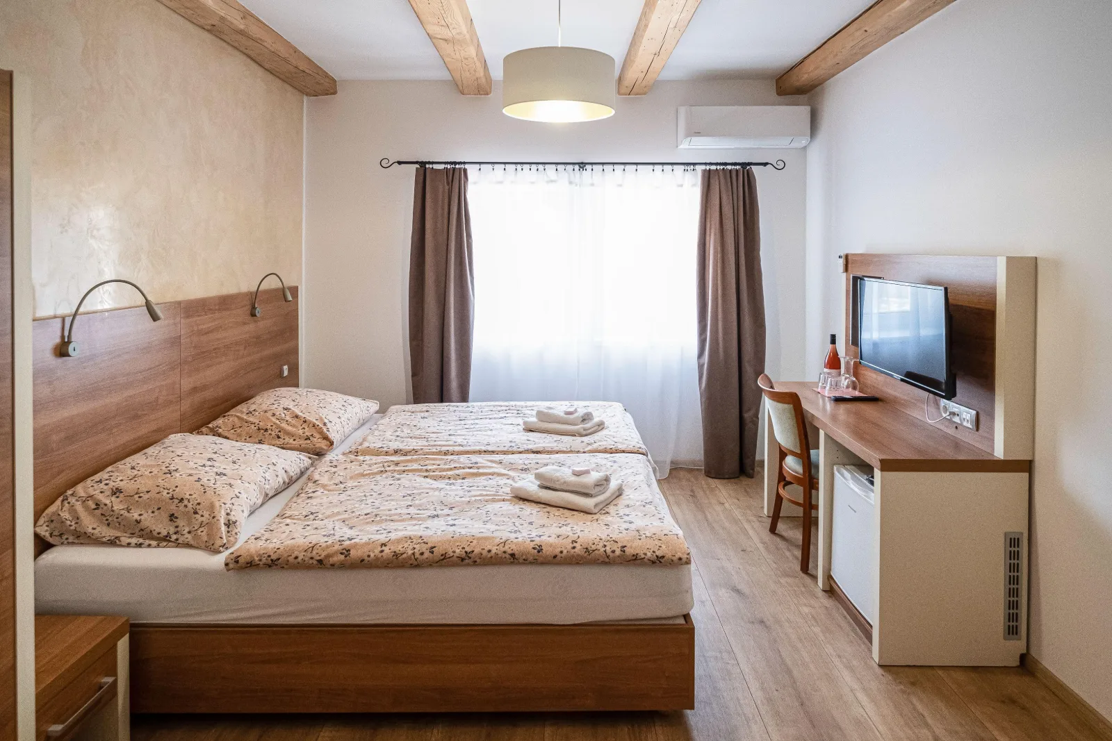 U Katalpy — photo 7