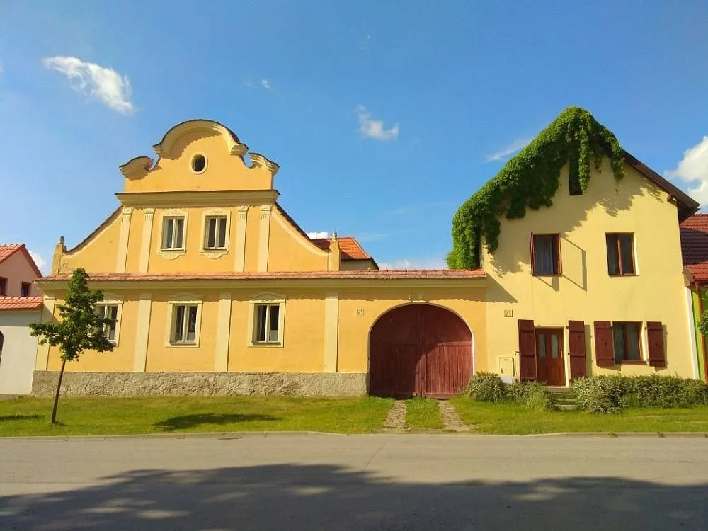 Pohoda u Crhů — NYARALÓ itt: Senožaty