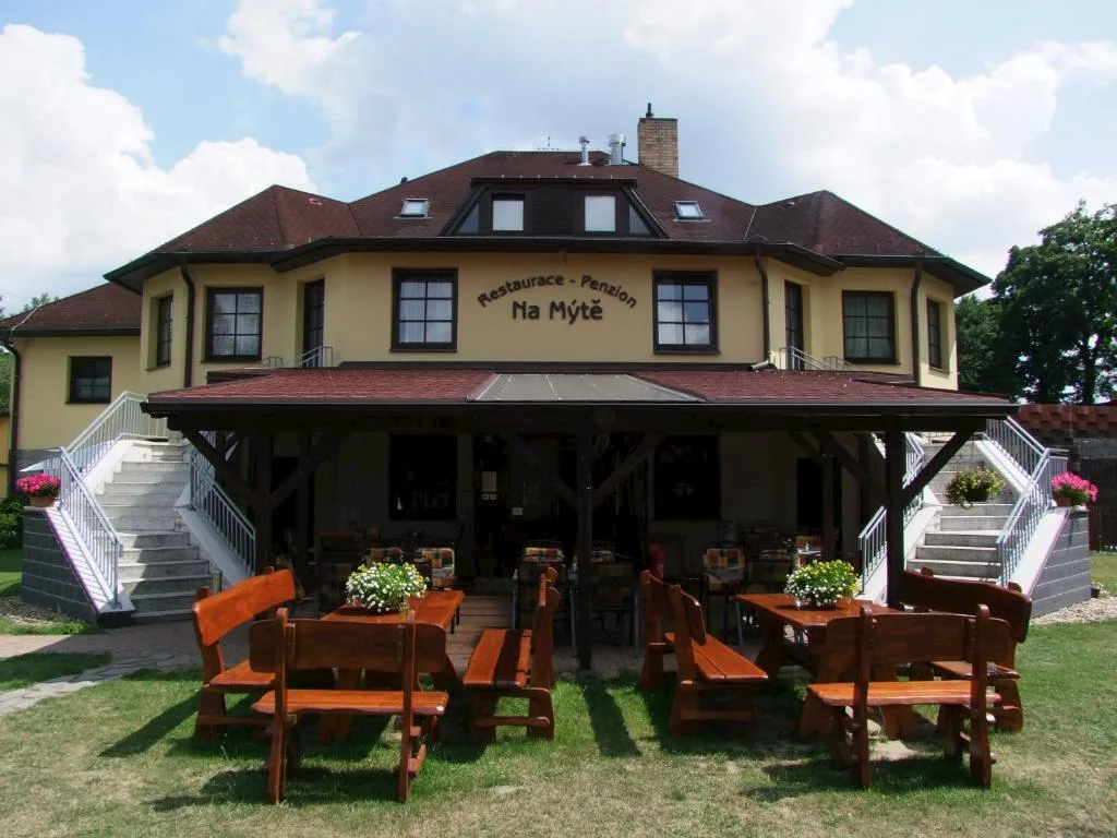 Penzion a Restaurace Na Mýtě