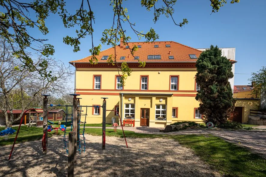 Dům rodin Smečno — GUESTHOUSE in Smečno