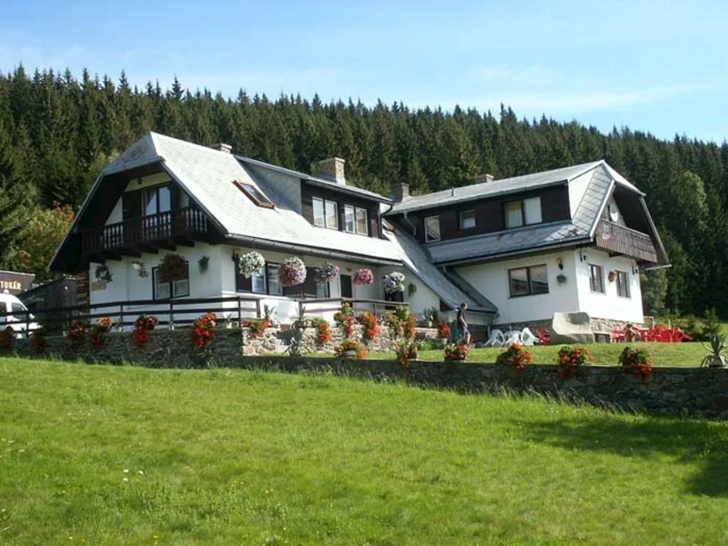 Penzion Jeřabina — PENZION v obci Stachy
