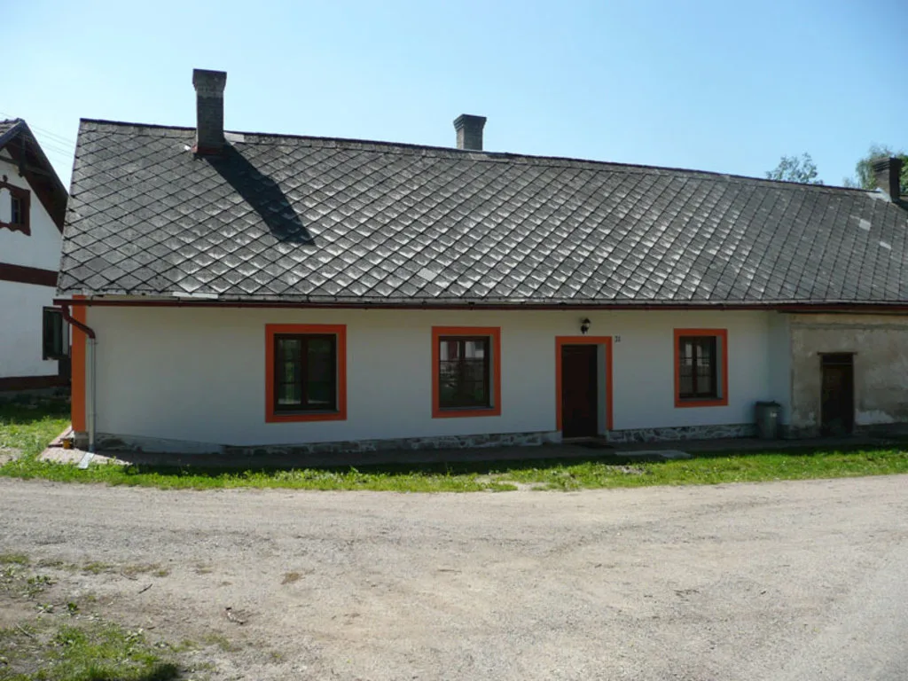 Chalupa Česká Olešná — CHALUPA v obci Strmilov