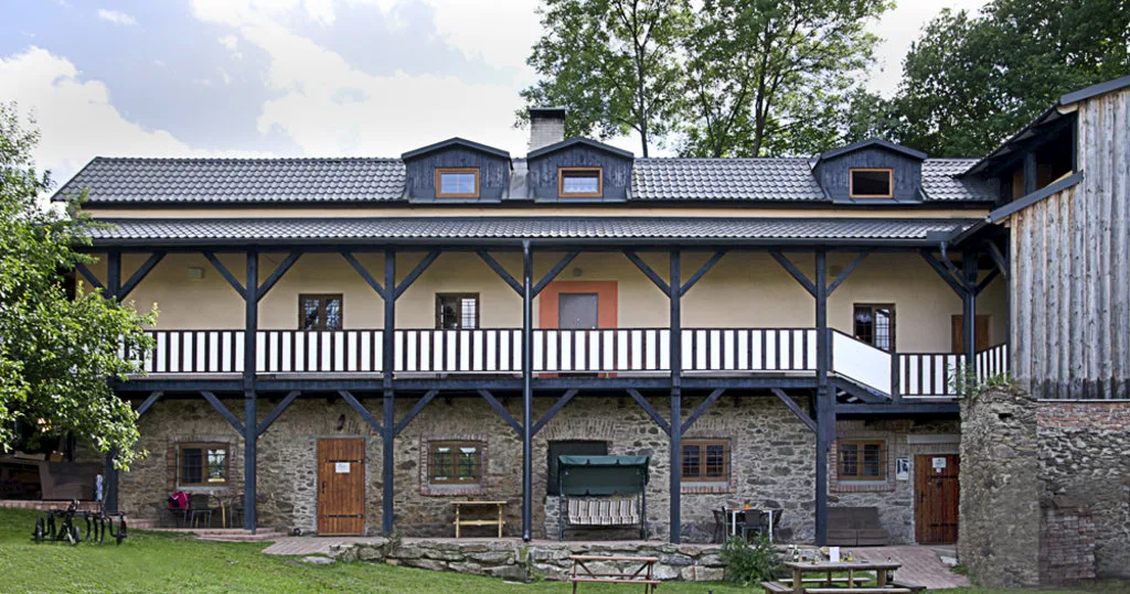 Pension Tvrz — PENZION v obci Střítež pod Křemešníkem