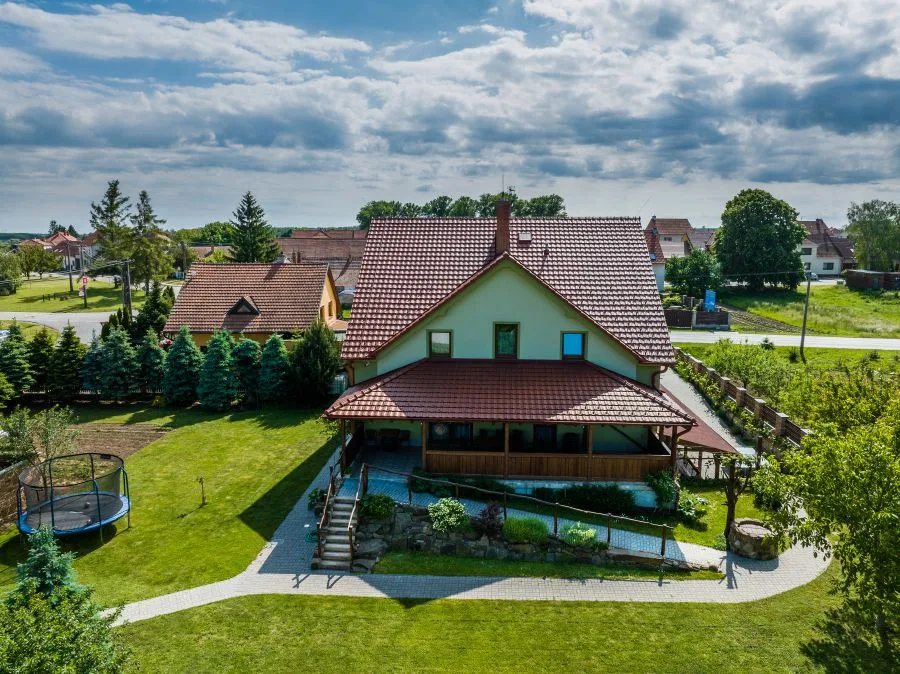 Penzion Stařa — PENSION in Svatobořice-Mistřín