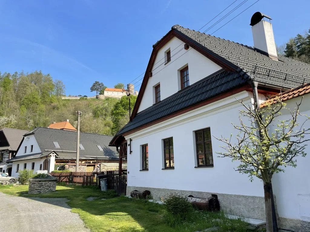 Chaloupka pod hradem