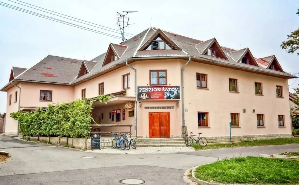 Penzion Šatovské Lípy — GUESTHOUSE in Šatov