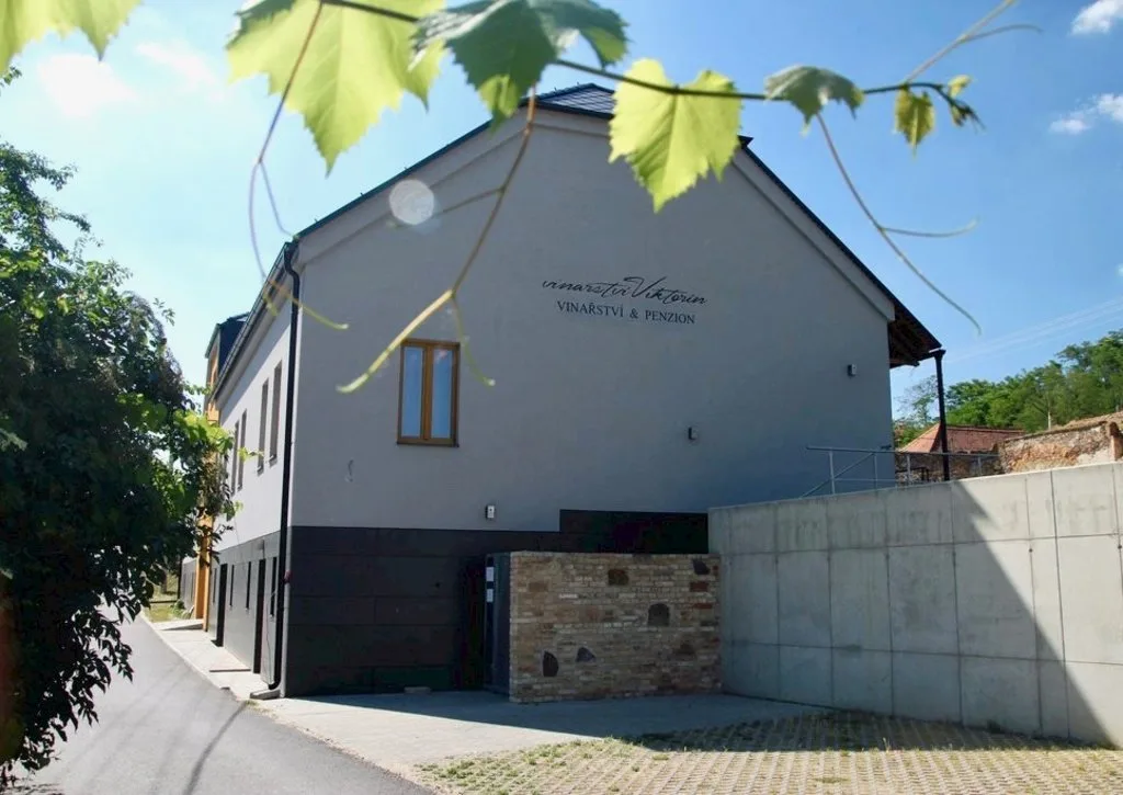 Penzion Vinařství Viktorín — GUESTHOUSE in Tasovice