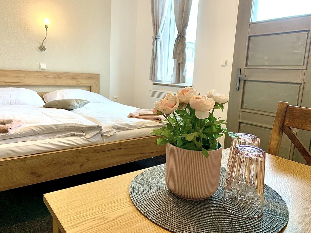 Ubytování Selský Dvůr — GUESTHOUSE in Valtice