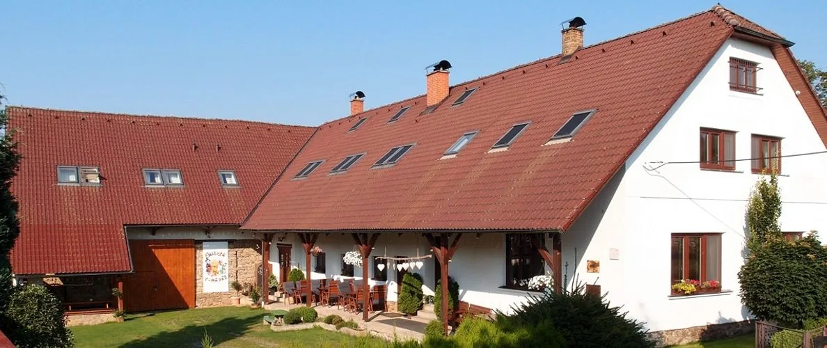 Penzion Chalupa Pohádka — PENZION v obci Věcov