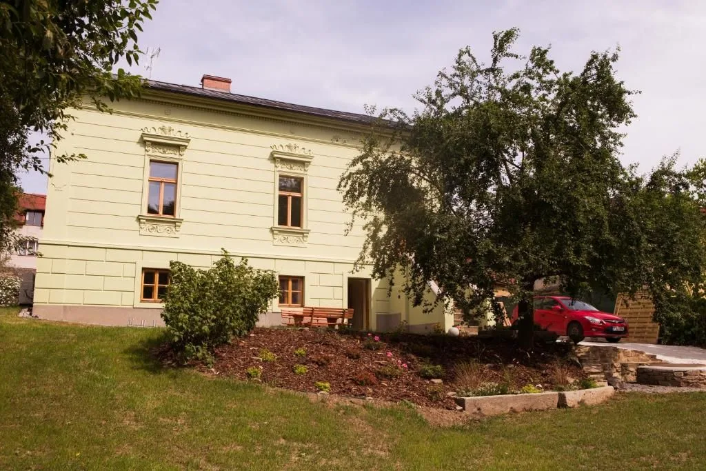 Ubytování U Vladaře — COTTAGE in Velhartice