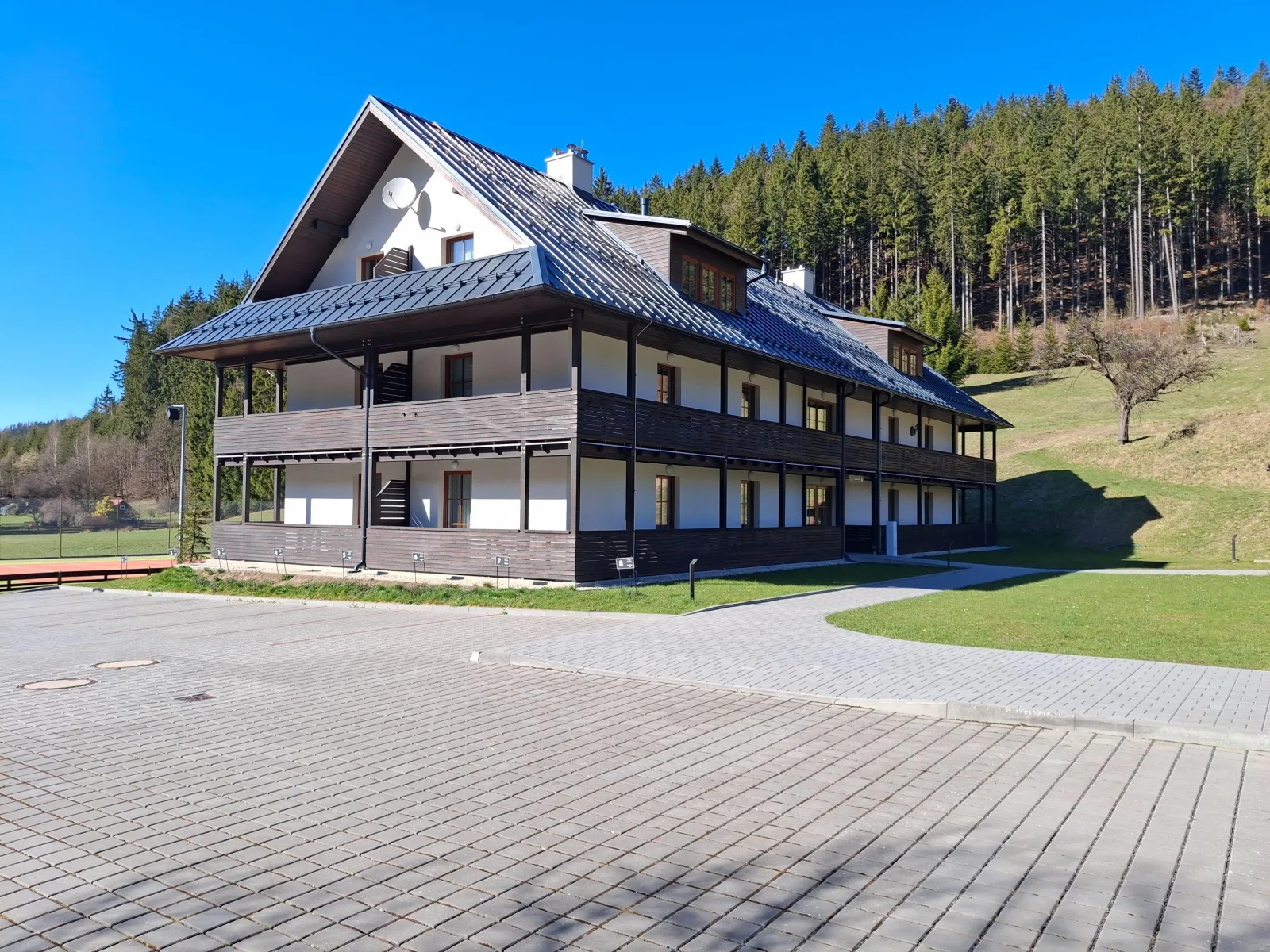 Polanský Dvůr — photo 2