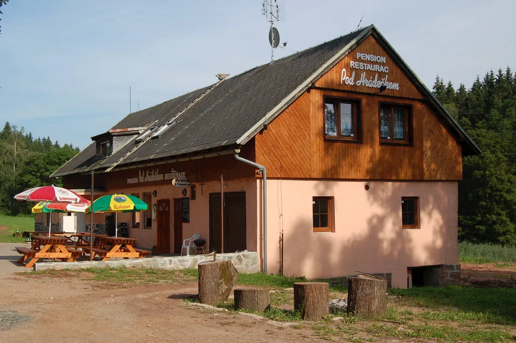 Penzion Pod Hrádečkem — PENSION in Vlčice