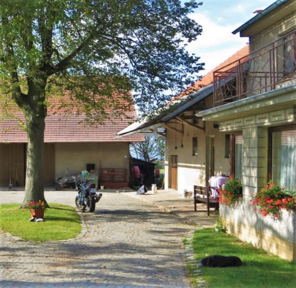 Farma u Otčenášků —  in Voděrady