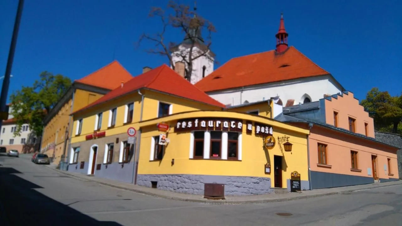 Penzion a restaurace U Pošů — GUESTHOUSE in Volyně