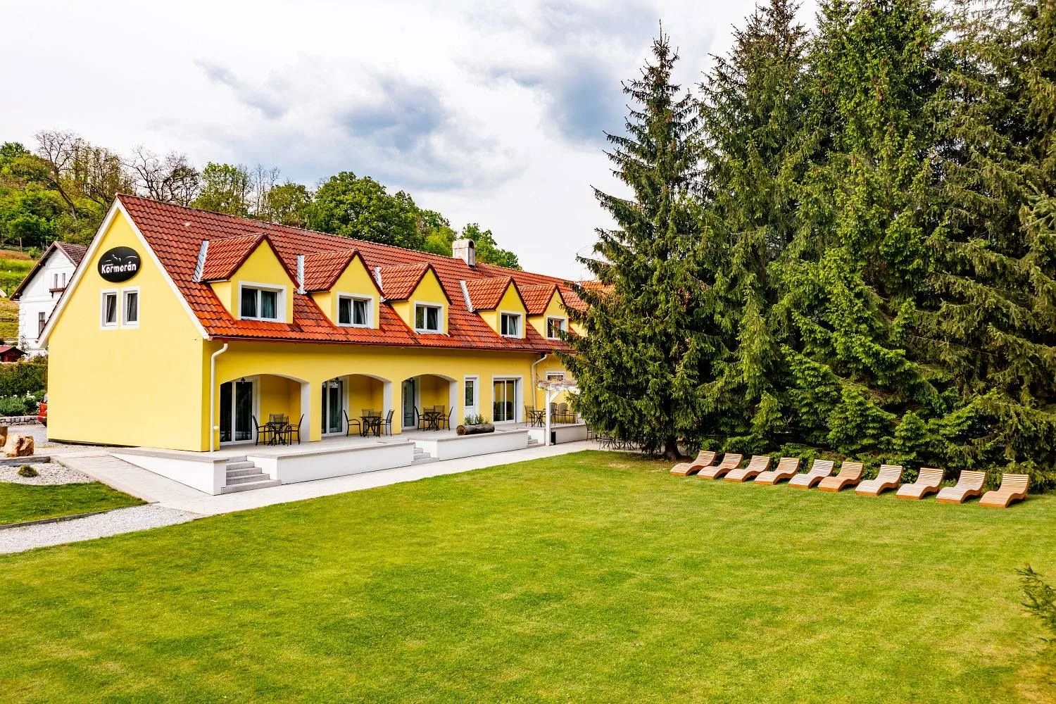 Restaurace & Penzion Kormorán — PENSION in Vranov nad Dyjí