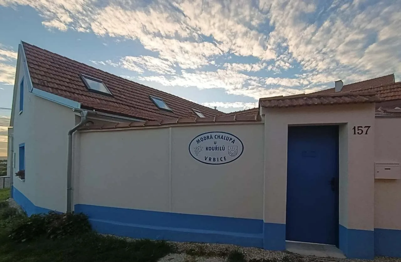 Modrá chalupa — NYARALÓ itt: Vrbice