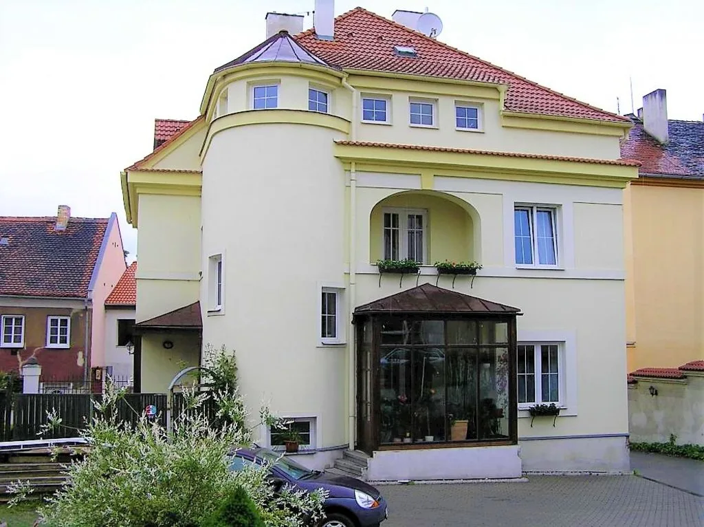 Penzion Kára — GUESTHOUSE in Žatec