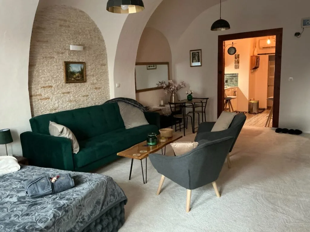 Apartmány na náměstí Český Brod — APARTMÁN u Český Brod