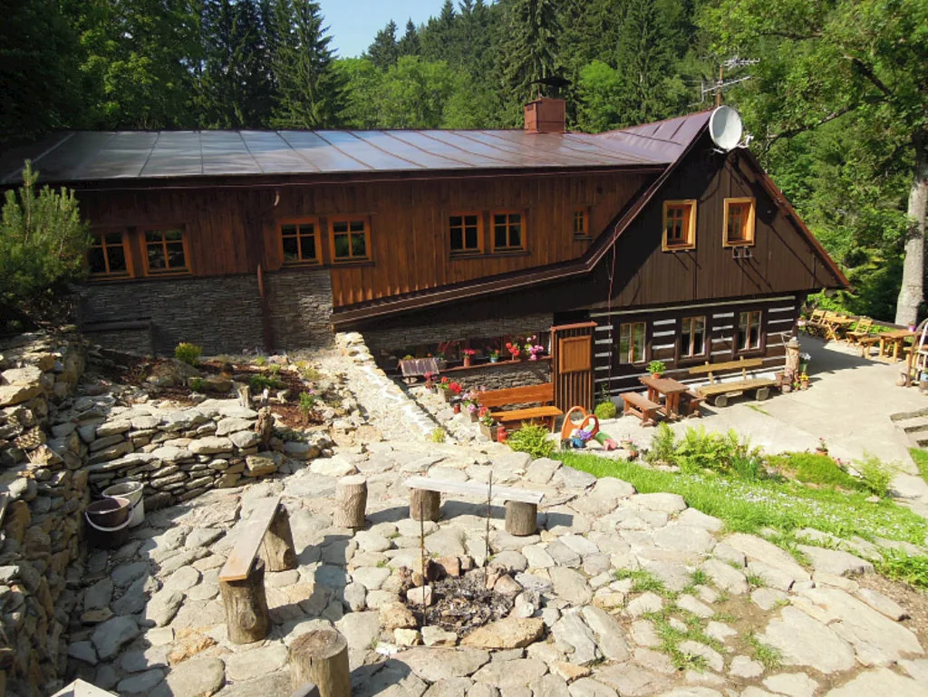 Pension Luisa — PENZIÓN у Dolní Dvůr
