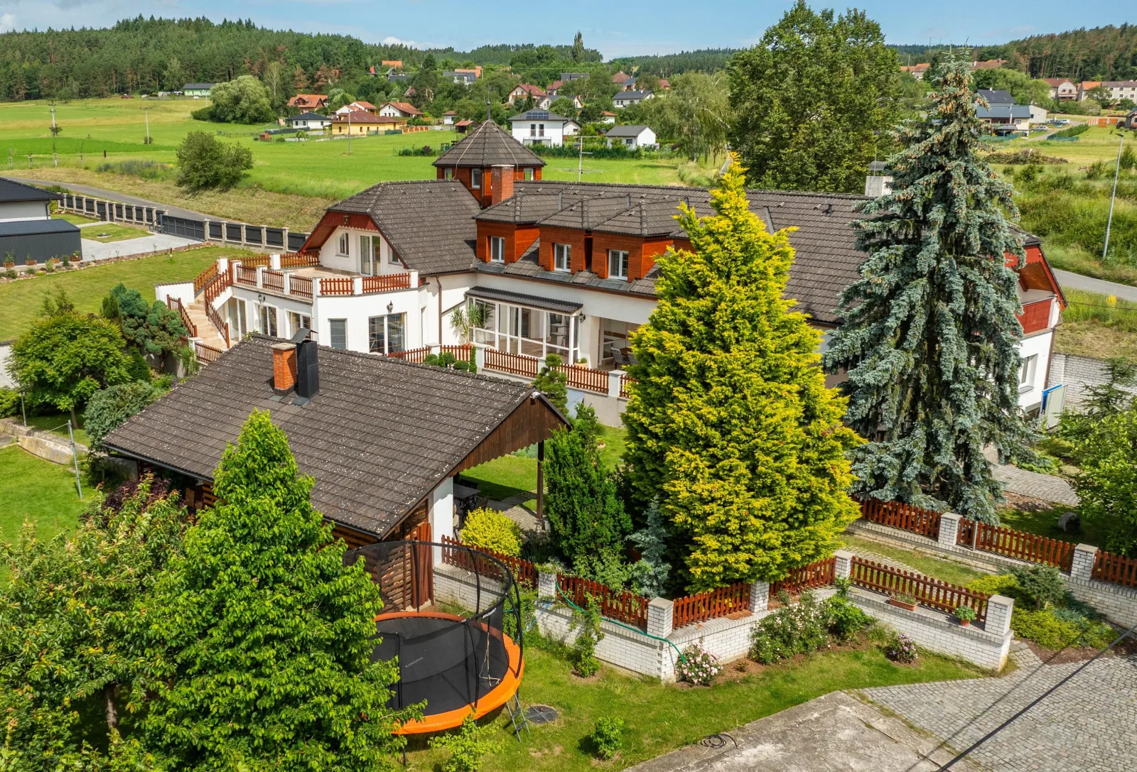 Drevníky Resort Slapy —  v obci Drevníky